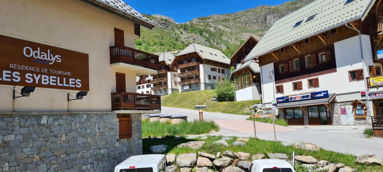 Appartement Étoilé: Ski-In Comfort with Free Wi-Fi Saint-Sorlin-d'Arves Exterior photo